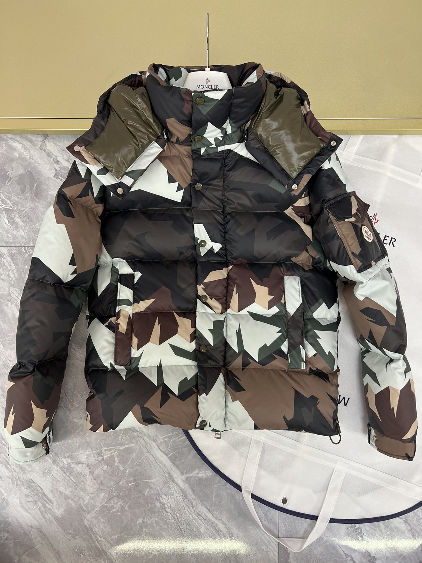 スーパーコピー服後払い国内発送対応N品安全必ず届く信用できるサイト